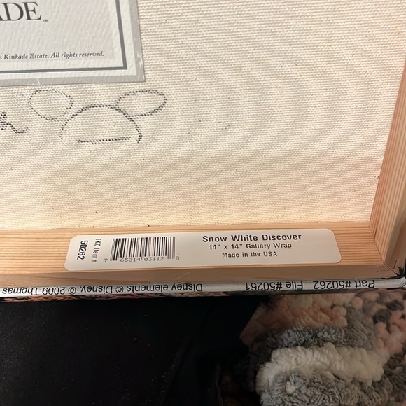 14”by 14” Snow White Discover by Thomas Kinkade signed by Disney artist - Picture 4 of 11